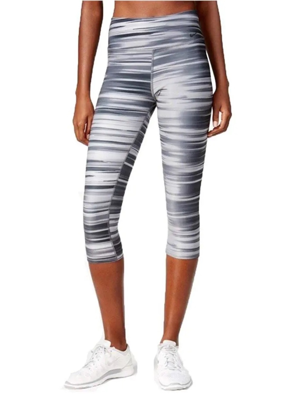 NWT Nike Legend Swift Print Capri Leggings Black/Gray/White Size M 111